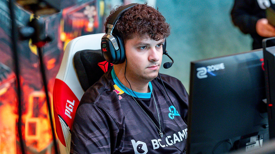 Perfecto Substitute For Falcons At BLAST Austin Major