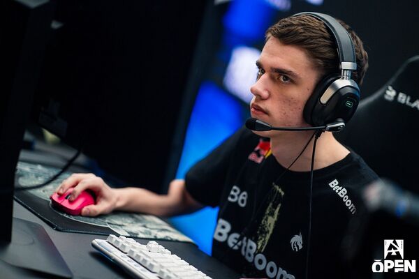 zont1x benched, to be replaced by tN1R